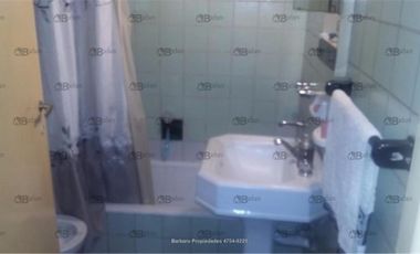 Barbaro Vende tipo casa al frente