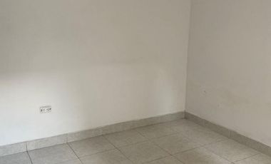 casa en venta en villa camila. Cod V1960