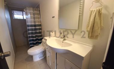 CASA EN VENTA REMODELADA, 4D, QUILICURA