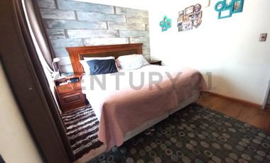 CASA EN VENTA REMODELADA, 4D, QUILICURA