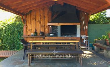 ¡Oportunidad! Preciosa casa  con orilla de playa