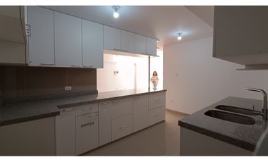 VENDO DEPARTAMENTO RESIDENCIAL HUANCARO CUSCO