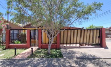 Hermosa casa esquina en San Felipe - Munay Gestión Inmobiliaria