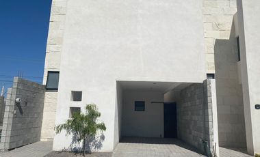 CASA EN VENTA CIRCUITO MEZQUITAL