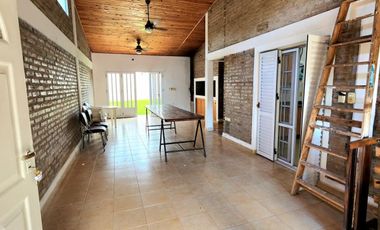 EXCELENTE CASA EN VILLA URQUIZA
