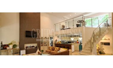 Se Vende Moderna y Acogedora Casa en Altos del Maria