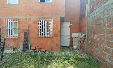 casa en arriendo en ciudad del valle. Cod A118083