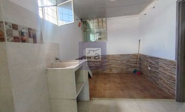COD. 6145 - SE ARRIENDA APARTAMENTO - BARRIO: HOYO GRANDE