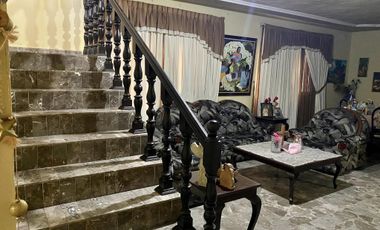 Venta de casa sobre avenida Monterrey en Rincón de la Sierra Guadalupe