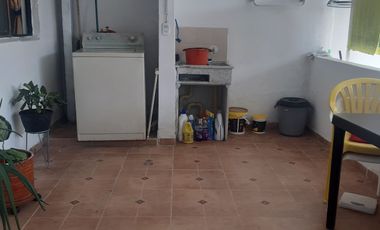 SE VENDE EXCELENTE PROPIEDAD CON RENTA EN LOS ALCÁZARES, MANIZALES