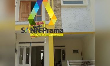 Rumah 2 lantai Mewah Dekat Stasiun Depok Baru, Beji Depok 1,2 M nego (shita)