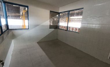 bodega en arriendo en zona industrial chimita. Cod A123353