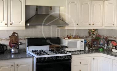 Excelente Chalet de 5 Ambientes - Parana - Villa Ballester