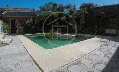 Excelente Chalet de 5 Ambientes - Parana - Villa Ballester