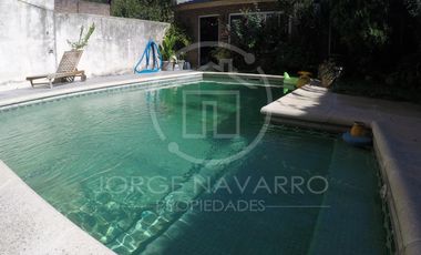 Excelente Chalet de 5 Ambientes - Parana - Villa Ballester