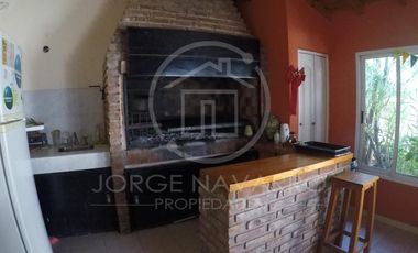 Excelente Chalet de 5 Ambientes - Parana - Villa Ballester