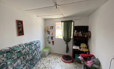 casa en venta en villa estadio. Cod V25880