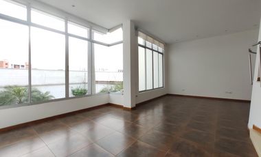 casa en venta en bellavista. Cod V19617