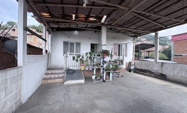 casa en venta en puerto isaac. Cod V11781