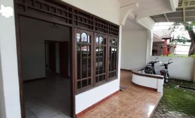 Rumah Jl. Jemursari hadap utara