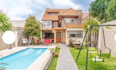 Casa en venta en Quilmes Oeste Centro