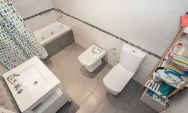 Casa en venta en Quilmes Oeste Centro