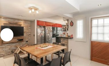 Casa en venta en Quilmes Oeste Centro