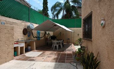 Linda casa en zona céntrica de Cuernavaca (Col. Las Granjas  JIUTEPEC)