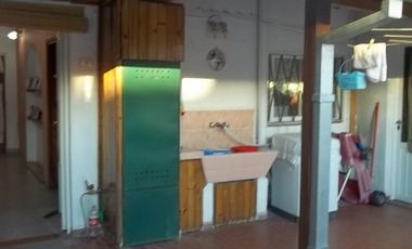 HERMOSO CHALET 5 AMBIENTES / GRAN PARQUE / COCHERA PARA 3 AUTOS / LOTE 10 X 33