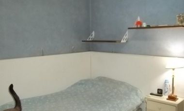 HERMOSO CHALET 5 AMBIENTES / GRAN PARQUE / COCHERA PARA 3 AUTOS / LOTE 10 X 33
