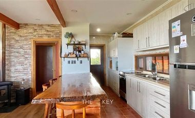 Casa en arriendo de 4 dorm. en Pedregoso - Villarrica.