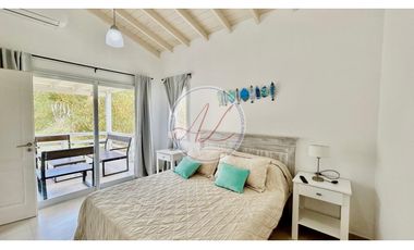CASA 373 / SENDEROS III