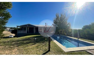 CASA 373 / SENDEROS III