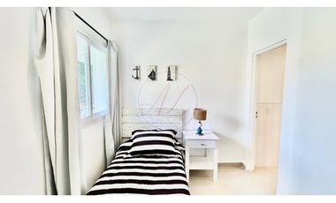 CASA 373 / SENDEROS III