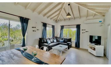 CASA 373 / SENDEROS III