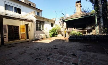 Venta Casa 5 ambientes con fondo en Villa Luzuriaga