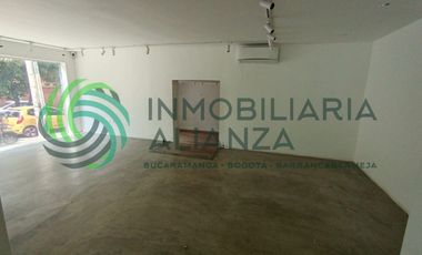 casa en arriendo en cabecera del llano. Cod A17325