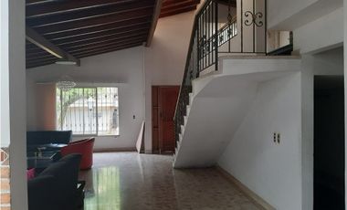 Casa Unifamiliar en Venta, Castellana en la Comuna 11 de Medellín