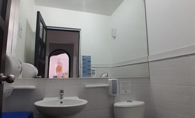 oficina en arriendo en quinta camacho. Cod A3491