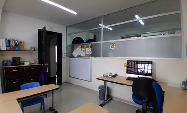 oficina en arriendo en quinta camacho. Cod A3491