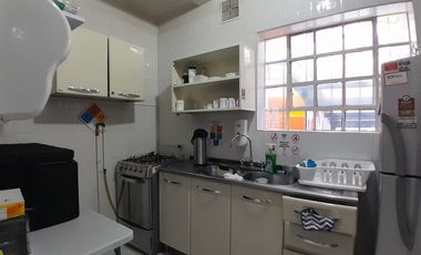 oficina en arriendo en quinta camacho. Cod A3491