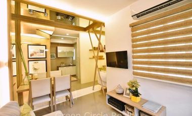Thea 3BR Townhouse with Balcony, near SM MOA Manila via CAVITEX