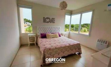 casa en alquiler en Pinamar 2024 con piscina climatizada para 8 personas,