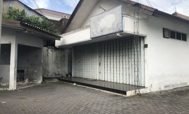 rumah luas tengah kota untuk tempat usaha di ki mangunsarkoro