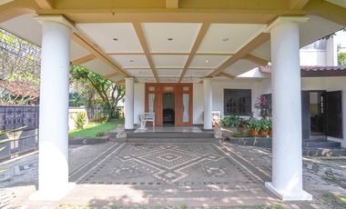 Rumah 8 Kamar Tidur 8 Menit ke Cibubur Junction Dibantu KPR J-45538