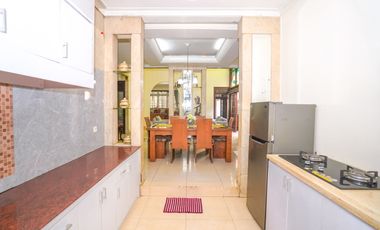 Rumah 8 Kamar Tidur 8 Menit ke Cibubur Junction Dibantu KPR J-45538