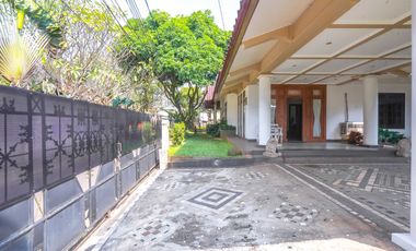 Rumah 8 Kamar Tidur 8 Menit ke Cibubur Junction Dibantu KPR J-45538