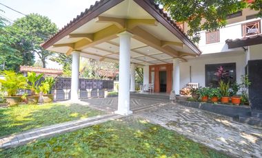 Rumah 8 Kamar Tidur 8 Menit ke Cibubur Junction Dibantu KPR J-45538