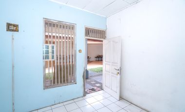 Rumah 8 Kamar Tidur 8 Menit ke Cibubur Junction Dibantu KPR J-45538