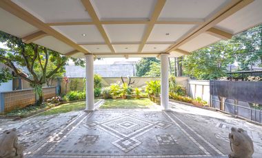 Rumah 8 Kamar Tidur 8 Menit ke Cibubur Junction Dibantu KPR J-45538